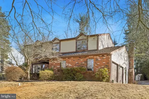 1113 Renee Cir, Feasterville Trevose, PA 19053