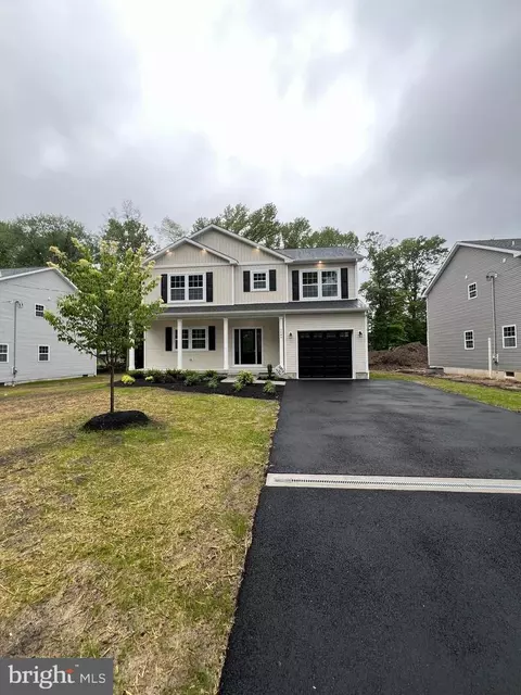 1545 Mile St, Bristol, PA 19007