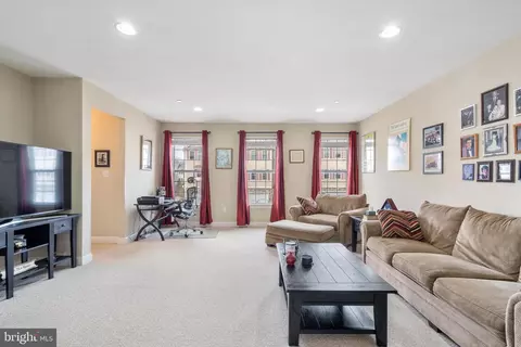204 Saddlebrook Dr, Bensalem, PA 19020 photo 19