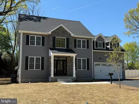 718 Sunflower Ave, Langhorne, PA 19047
