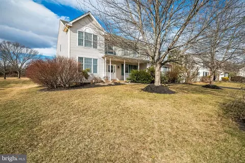 5489 Grandview Ln, Doylestown, PA 18902