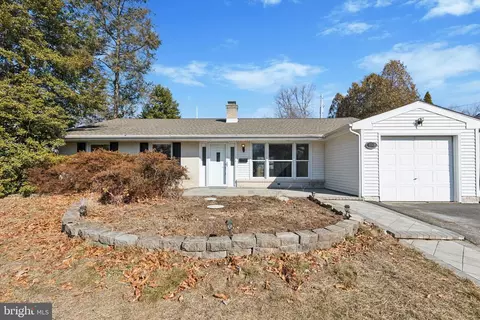 1141 Cushmore Rd, Southampton, PA 18966