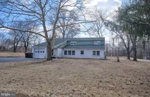 6092 N Worthington Rd, Doylestown, PA 18902