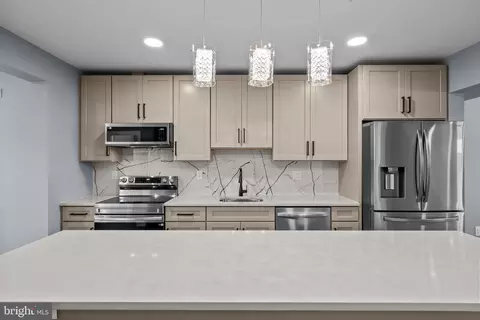 Kitchen - 2000 Bath Rd, Bristol, PA 19007 photo 1 of 2