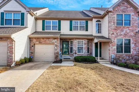 5085 Sagewood Ct, Doylestown, PA 18902