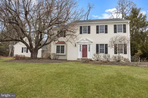 4 Canal Run E, Washington Crossing, PA 18977