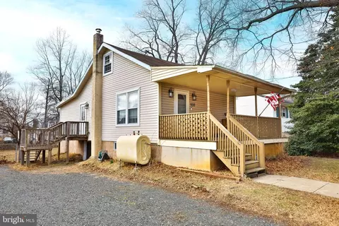 Exterior - 930 Excelsior Ave, Croydon, PA 19021 photo 2 of 5
