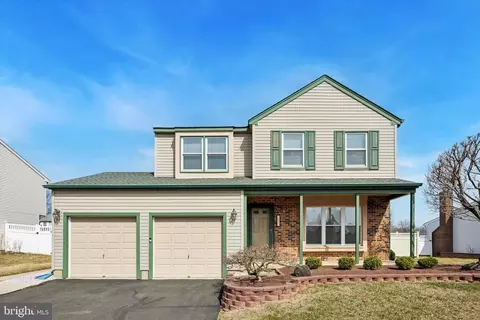 2507 Valley View Rd, Bensalem, PA 19020