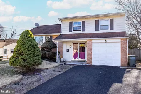 330 Hogeland Rd, Southampton, PA 18966