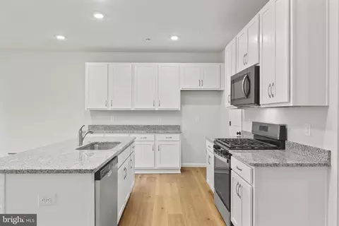 24 N Eighth St #HOME A12, Perkasie, PA 18944