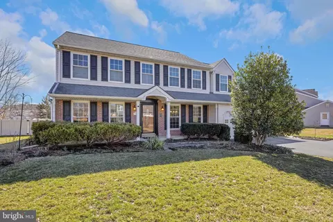 1505 Huntly Dr, Warrington, PA 18976