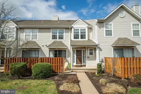 5508 Spruce Mill Dr, Yardley, PA 19067
