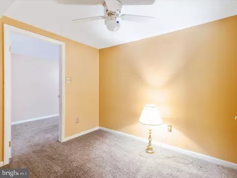 953 Mueller Rd, Warminster, PA 18974 photo 15