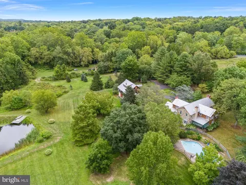 980 Mill Creek Rd, Wycombe, PA 18980