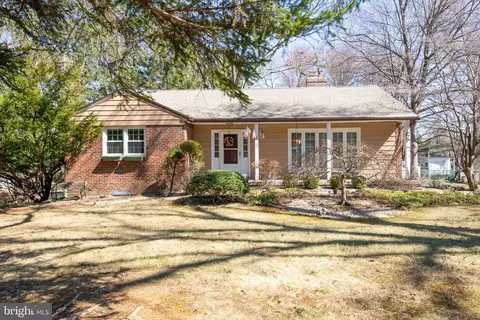 1549 Bonnie Brae Dr, Huntingdon Valley, PA 19006