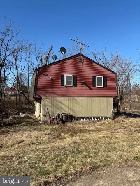 851 Minsi Trl, Perkasie, PA 18944