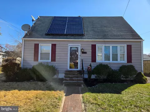 219 Harris Ave, Croydon, PA 19021