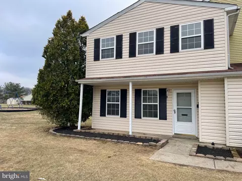 198 Washington Ct, Telford, PA 18969