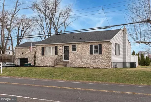 1835 Durham Rd, Langhorne, PA 19047