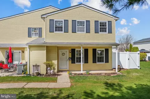 114 Reliance Pl, Telford, PA 18969