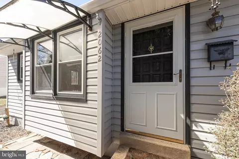 2062 Summit Ave, Feasterville Trevose, PA 19053