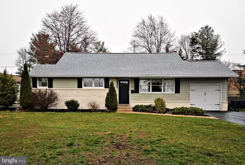 701 Cypress Rd, Warminster, PA 18974