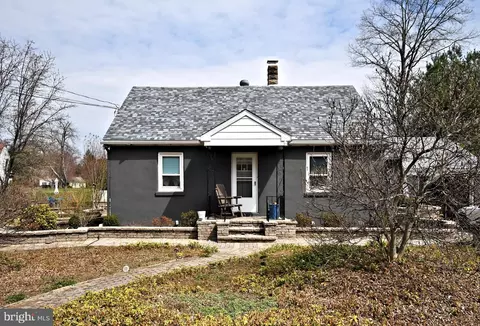 1142 Taylorsville Rd, Washington Crossing, PA 18977