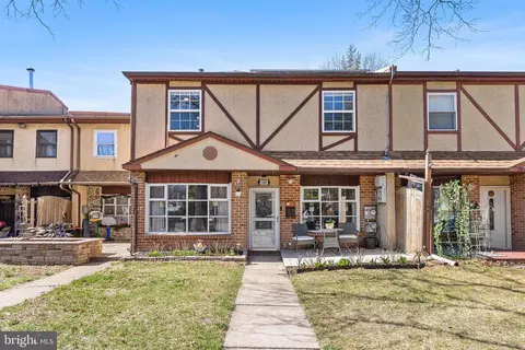1283 Lisa Dr, Warrington, PA 18976