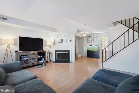 4115 Salford Ct, Bensalem, PA 19020