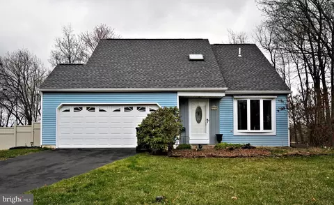 129 Olde Pilgrim Rd, Dublin, PA 18917