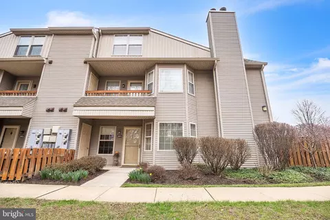 2901 Brookhaven Dr #361, Yardley, PA 19067