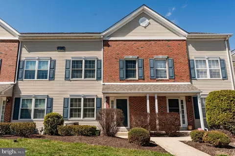 822 Purple Martin Ct #230, Warrington, PA 18976
