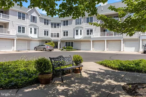 42 W College Ave #319, Yardley, PA 19067