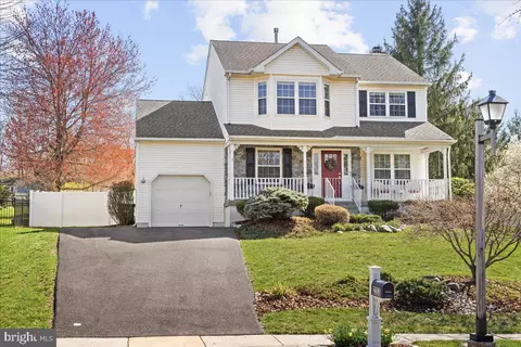 2353 Deer Path Dr, Warrington, PA 18976