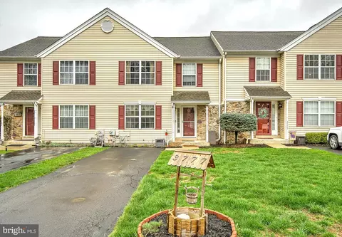 3777 Swetland Dr, Doylestown, PA 18902