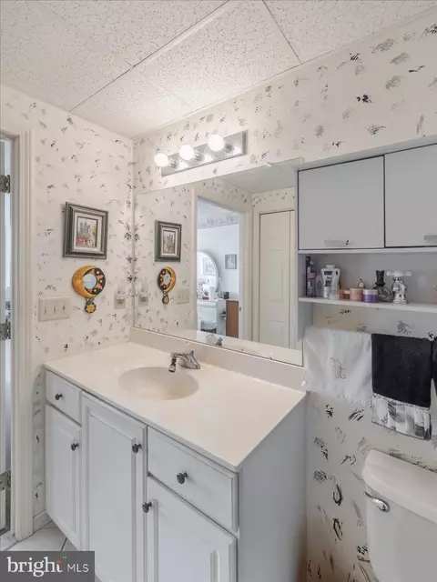Bath - 6507 Centennial Sta, Warminster, PA 18974 photo 2 of 4
