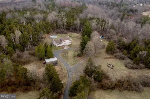 576 Geigel Hill Rd, Ottsville, PA 18942