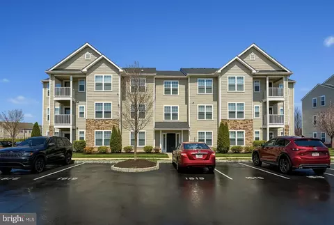 1510 Moore St #302, Bristol, PA 19007