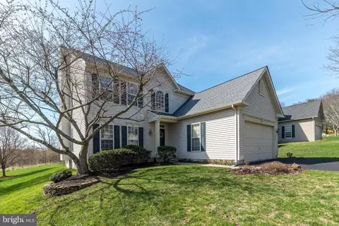 4494 Summer Meadow Dr, Doylestown, PA 18902