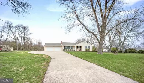 204 Brownsburg Rd, Newtown, PA 18940