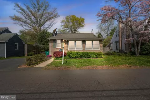 1812 Hazel Ave, Bristol, PA 19007