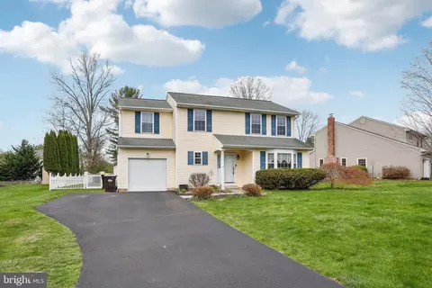 254 Burgundy Ln, Newtown, PA 18940
