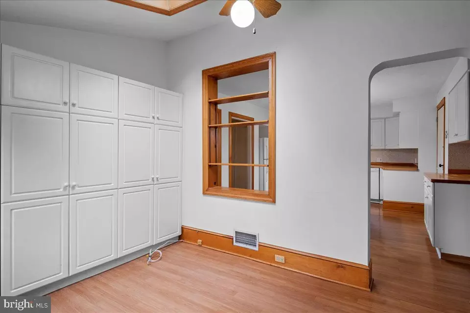 Entry Way - 34 Elfman Dr, Doylestown, PA 18901 photo 2 of 7