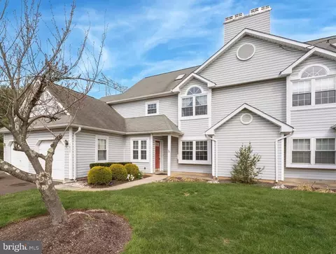 1825 Grand Blvd # 25, Warrington, PA 18976