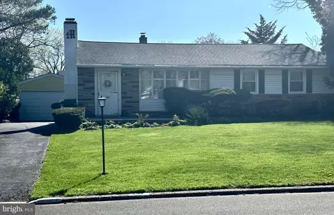 602 Leopard Ln, Warminster, PA 18974
