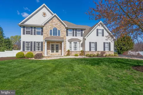 13 Costa Ct, Langhorne, PA 19047