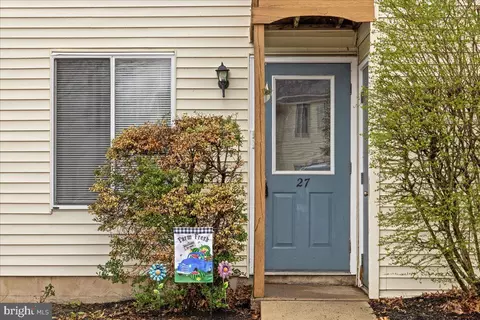 27 B Kittery Ct, Sellersville, PA 18960