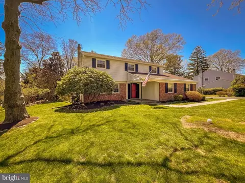 45 Highland Dr, Yardley, PA 19067