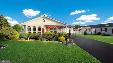 343 Countryside Cir, New Hope, PA 18938