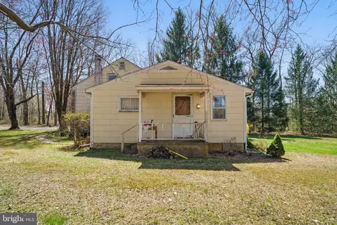 6162 Mechanicsville Rd, Mechanicsville, PA 18934
